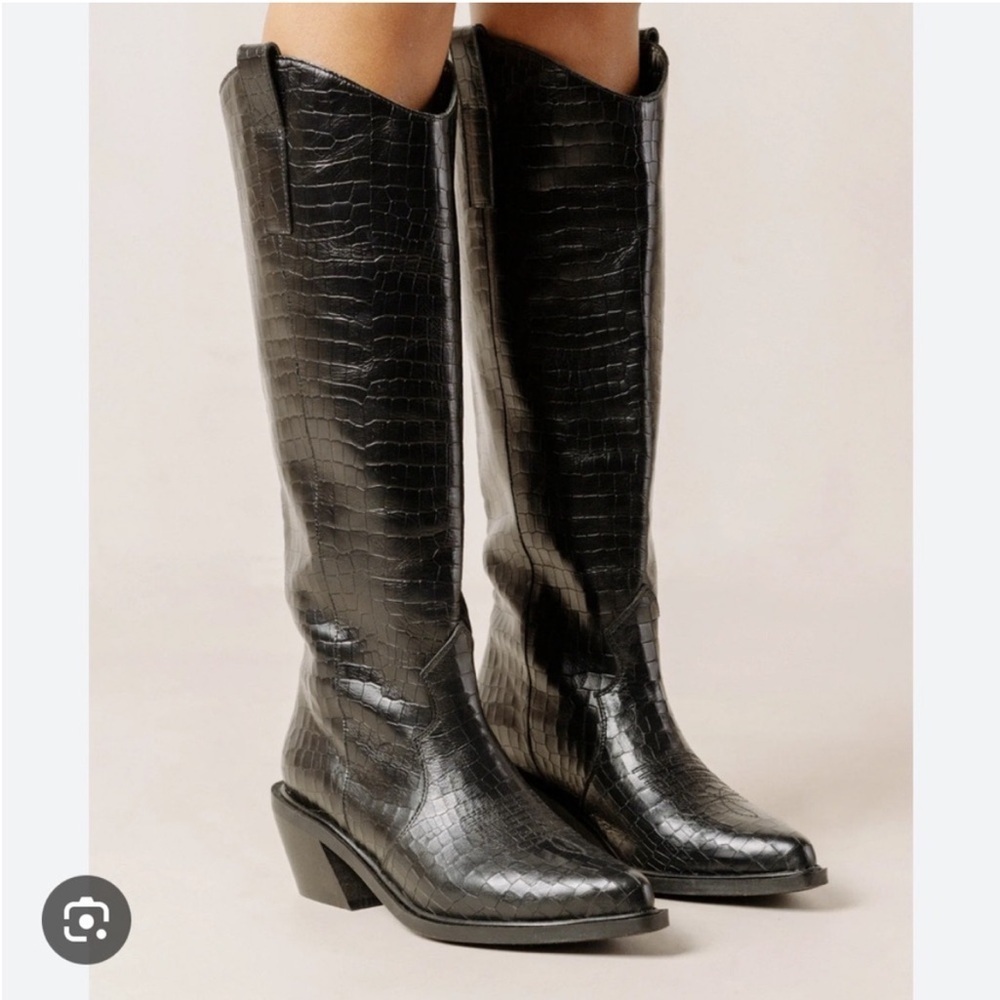 Alohas Mount Alli Croc Embossed Western Boot Black Leather Chunky Heel Sz 37